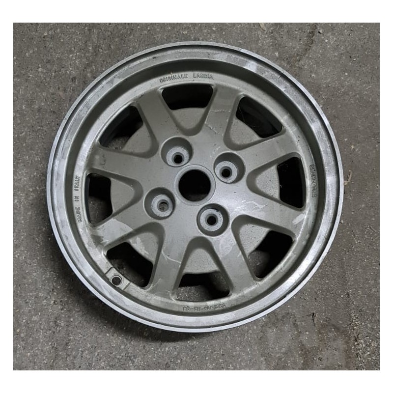 CERCHIO IN LEGA  LANCIA  BETA