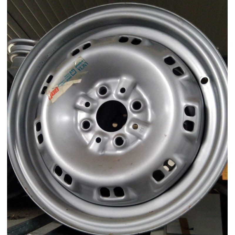 CERCHIO  RUOTA  FIAT REGATA  /  LANCIA DELTA - PRISMA