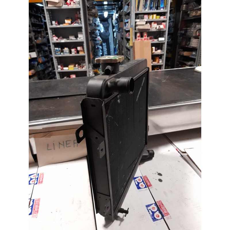 Radiatore motore  FIAT  124   2°  serie